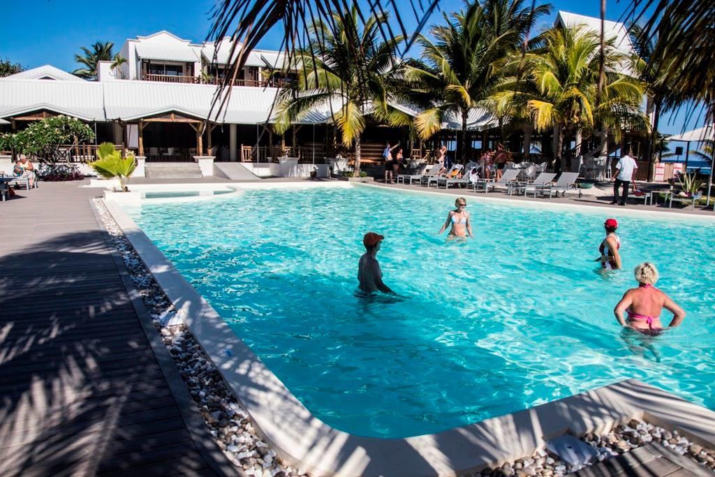 Le Peninsula Bay Beach Resort & Spa Blue Bay Exteriör bild